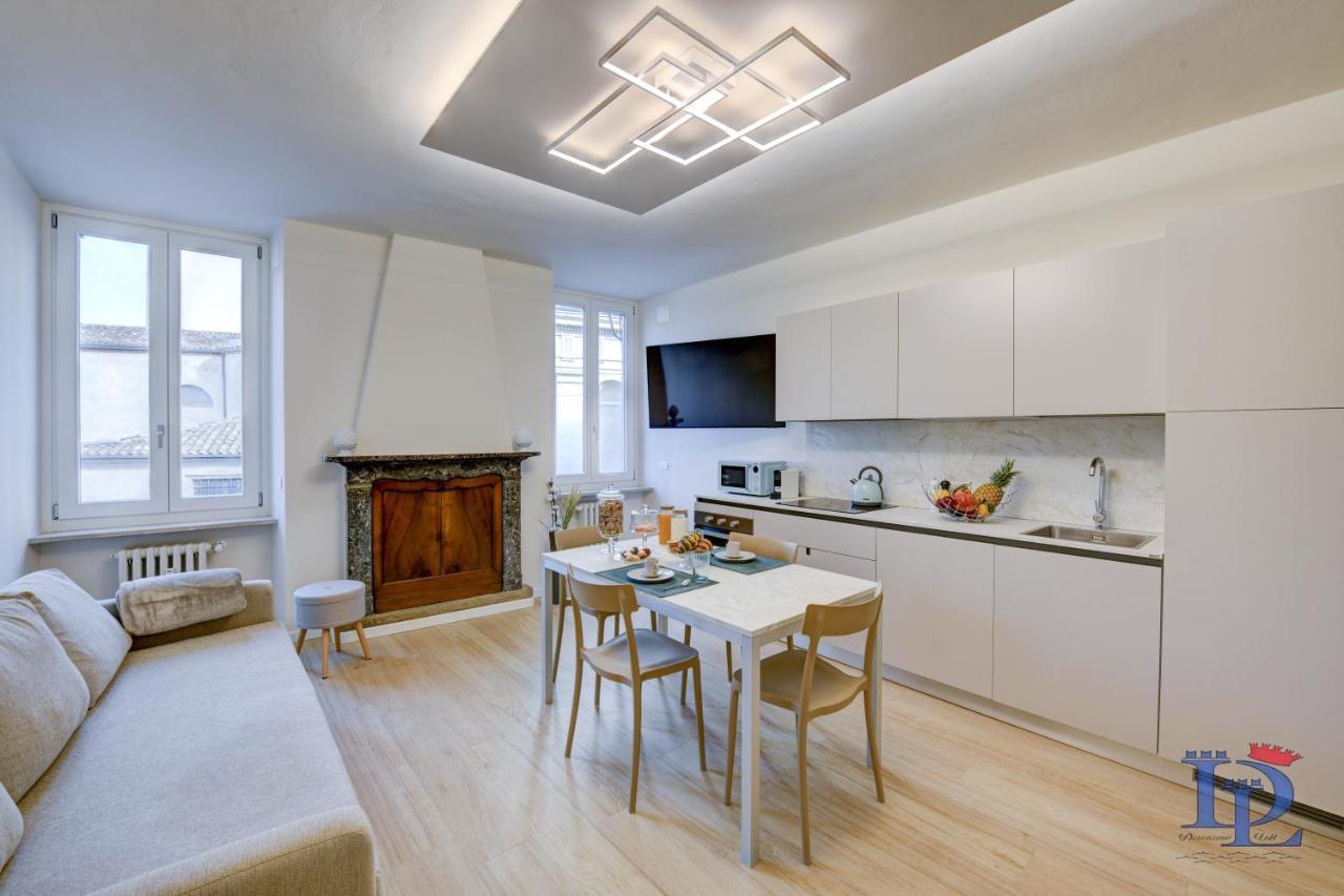 Desenzanoloft Official Partner Marriott Homes & Villas - Apa Dom Downtown Family Apartment Дезенцано-дель-Гарда Экстерьер фото